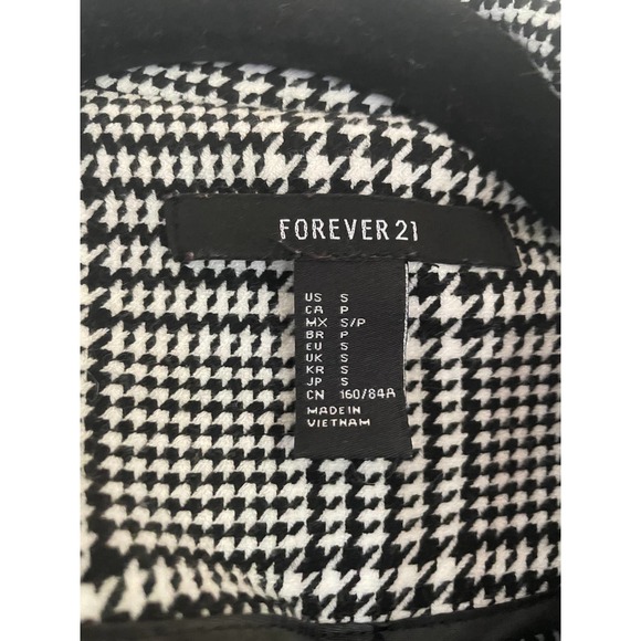Forever 21 Women's Blazer Size Small Black And White With Pockets - Picture 2 of 7